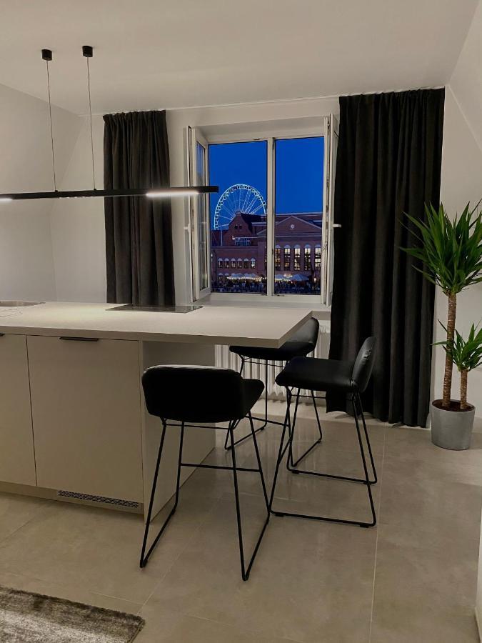 Апартаменты Apartament West - Targ Rybny Гданьск Экстерьер фото