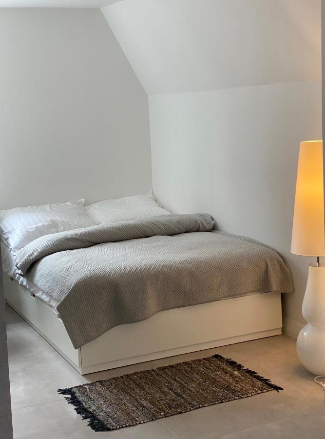Апартаменты Apartament West - Targ Rybny Гданьск Экстерьер фото